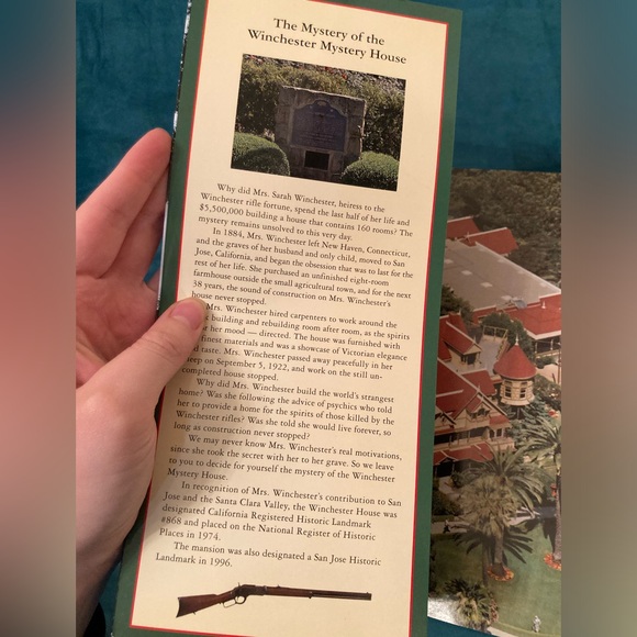 Spooky! / The Winchester Mystery House Book - Picture 4 of 11
